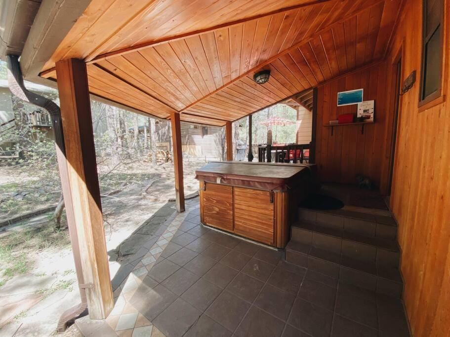 Kathys Cabin, King Bed, Hot Tub, Near-Nau & Downtown Attractions, Perfect Year-Round Mountain Getaway Flagstaff Eksteriør bilde